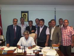 Yol İş eyleme gidiyor